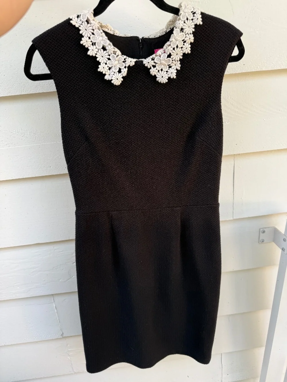 Betsey Johnson Lace Collar Black Sheath Dress - Picture 2 of 4